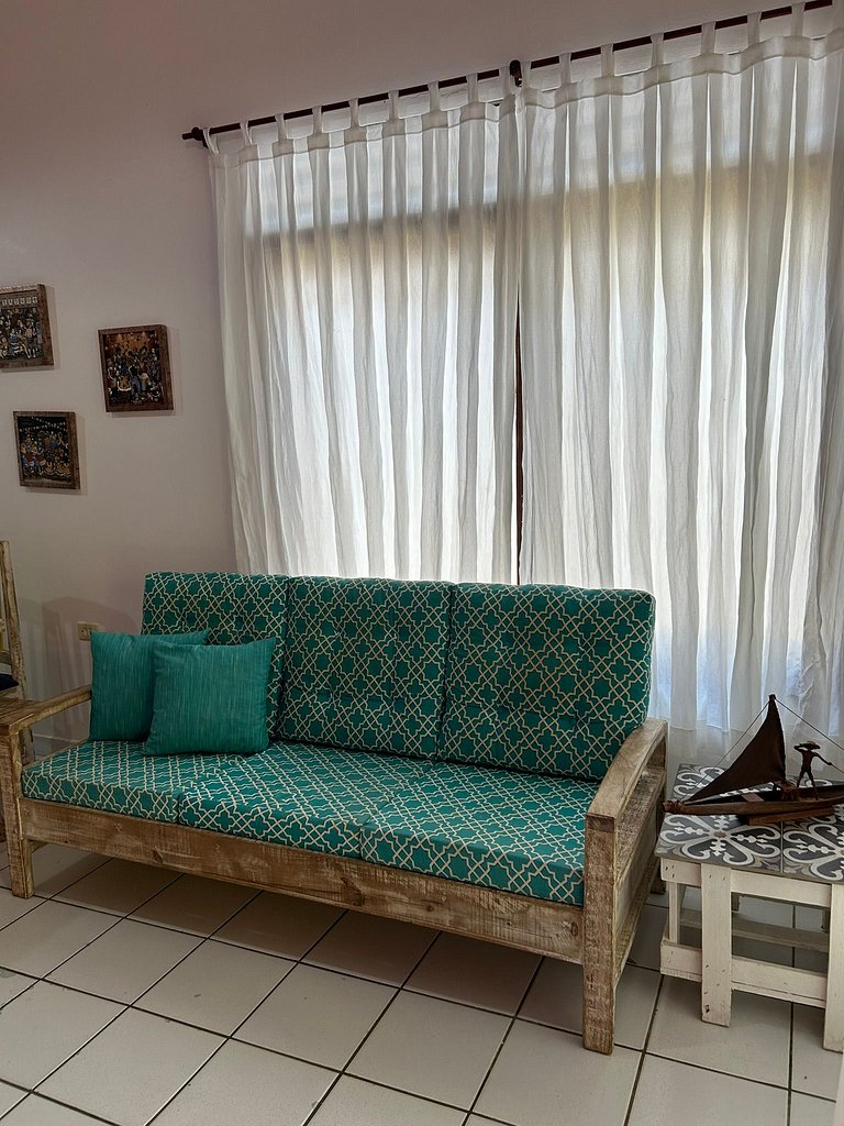 Lindo chalé a 50 metros da praia
