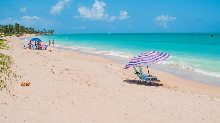 Lindo chalé a 50 metros da praia